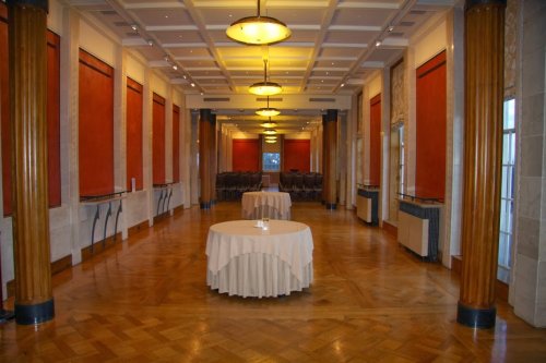 Long Gallery Long Gallery