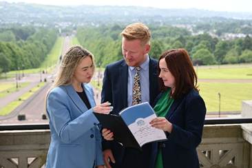 L-R: Cheryl Brownlee, MLA (Deputy Chair PAC), Daniel McCrossan, MLA (Chairperson, PAC), Siobhan O’Neill, Northern Ireland Mental Health Champion. L-R: Cheryl Brownlee, MLA (Deputy Chair PAC), Daniel McCrossan, MLA (Chairperson, PAC), Siobhan O’Neill, Northern Ireland Mental Health Champion.