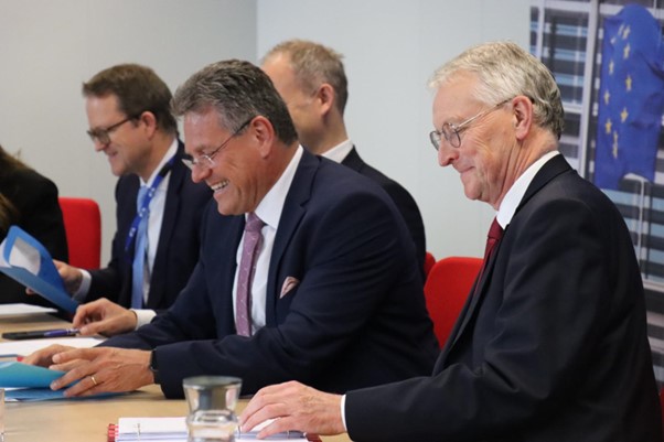  EU Trade Commissioner Maroš Šefčovič and Secretary of State for Northern Ireland Hilary Benn