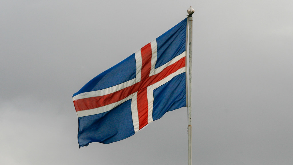 image of the Iceland flag